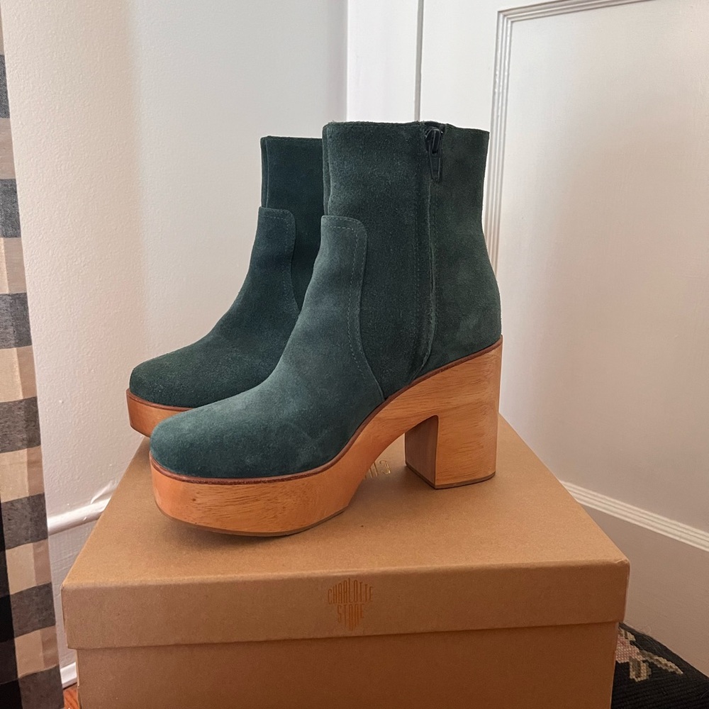 Charlotte Stone Paz Emerald size 7 NWB
